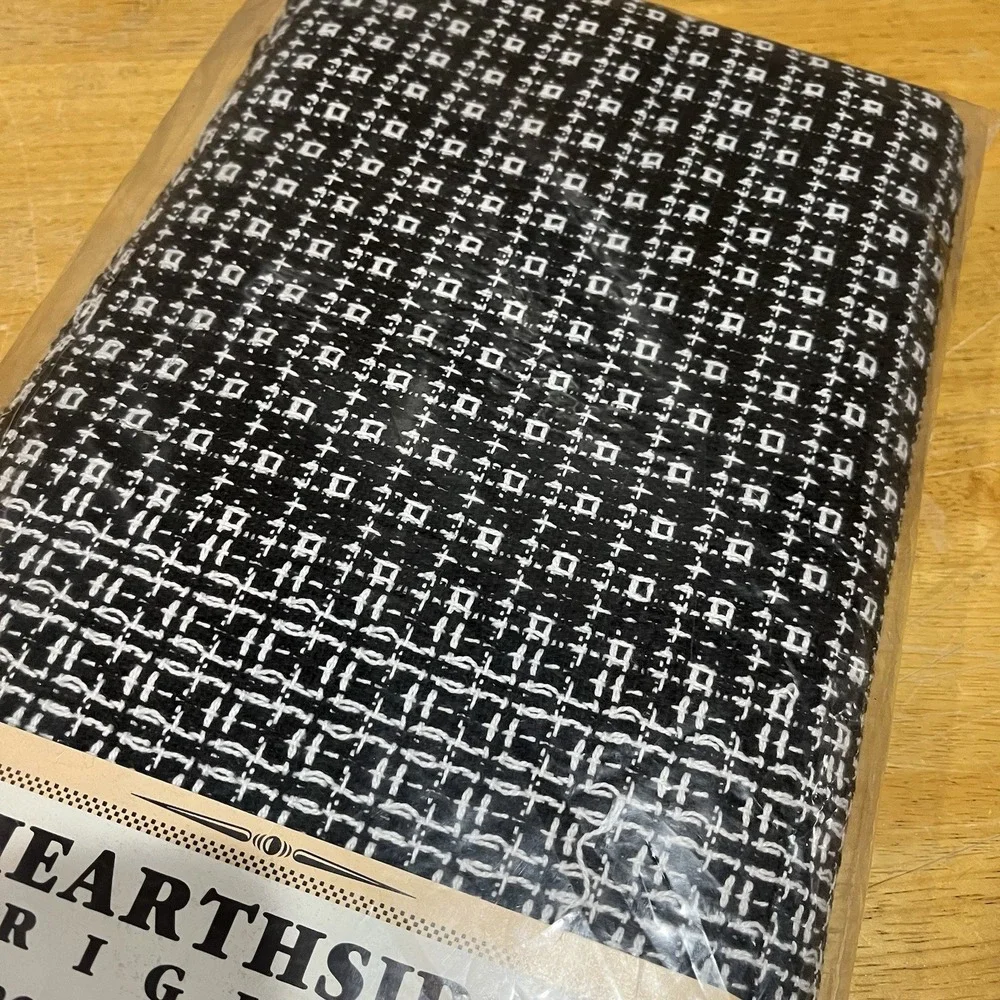 Hearthside Black White‎ Tablecloth Vintage Homespun 60x90